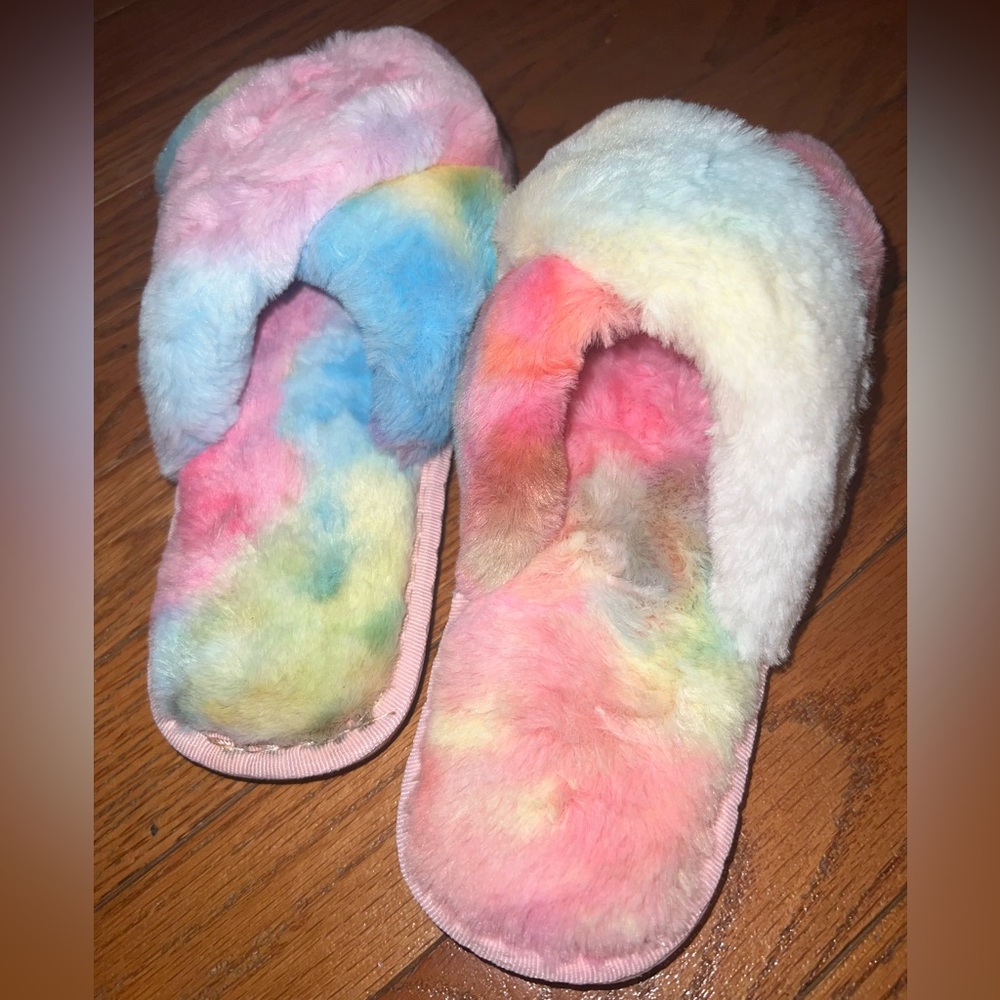 Colorful Fuzzy Slippers - Picture 3 of 4